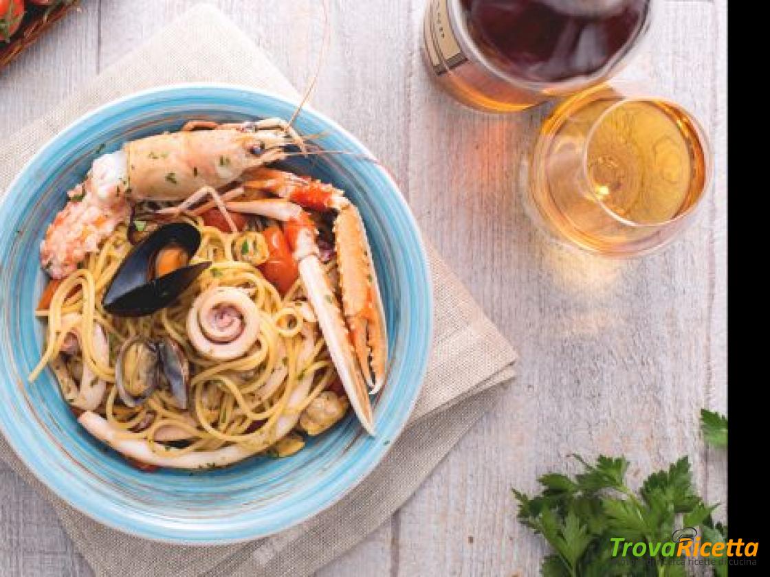 Spaghetti Allo Scoglio Ricetta Trovaricetta Com