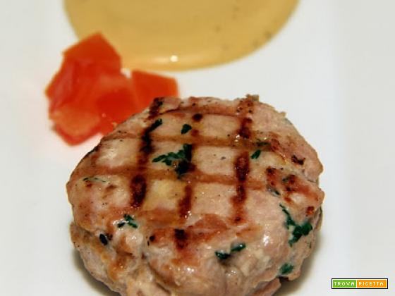 idea antipasto per la vigilia, hamburger di tonno con maionese alla soja