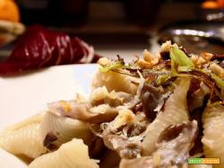 Conchiglie con radicchio e funghi pleurotus