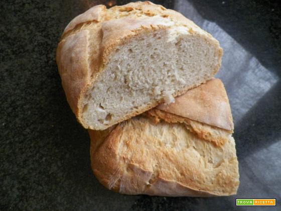Pane bianco con lievito madre
