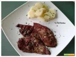 Scaloppine di pollo al vino rosso
