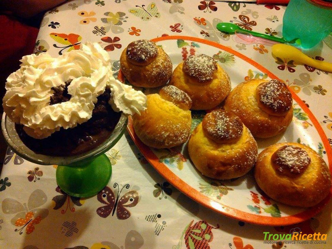 Bimby Brioches Col Tuppo E Granita Al Cioccolato Ricetta Trovaricetta Com