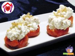 Pomodori ripieni di robiola