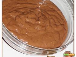 CREMA AL CIOCCOLATO AL LATTE CON NOCCIOLE
