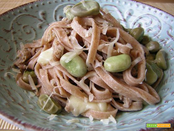 Tagliatelle di farro con fave