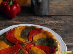 Tatin di peperoni, cipolle rosse e olive taggiasche