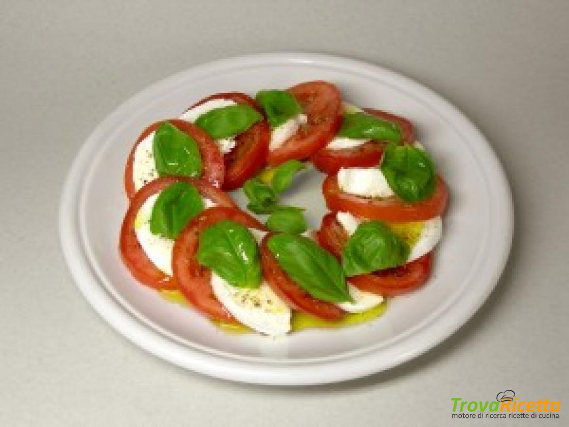 Caprese Con Mozzarella E Pomodoro Ricetta Trovaricetta Com