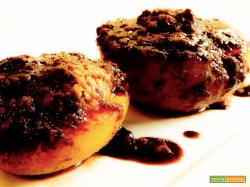PESCHE CON AMARETTI E CIOCCOLATO: IL MIO COMFORTFOOD