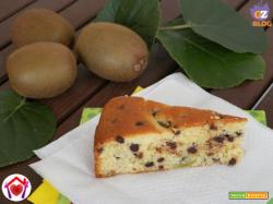 Torta al kiwi e gocce di cioccolato