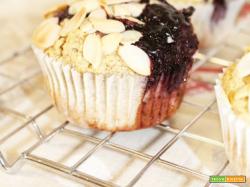 Muffin al Grano Saraceno con Mirtilli e Mandorle