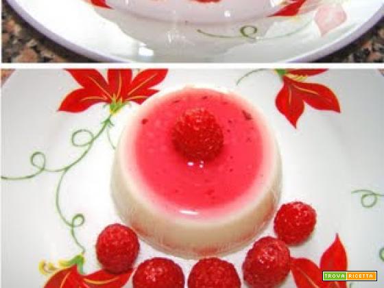 PANNA COTTA CON MIELE AI FRUTTI DI BOSCO