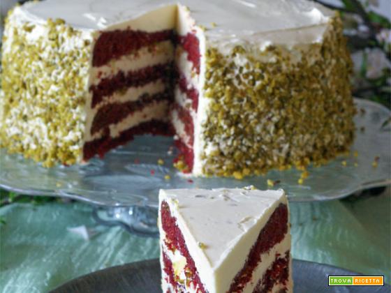 Red Velvet Cake gluten free con swiss meringue buttercream frosting