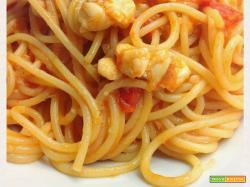 Spaghetti al ragu' di pescatrice e pomodorini ciliegia