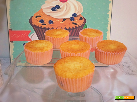 Cupcake quattro quarti cocco e mirtilli rossi