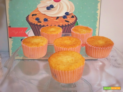 Cupcake quattro quarti cocco e mirtilli rossi