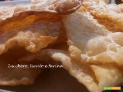 Chiacchiere senza zucchero (dolcificate con maltitolo)