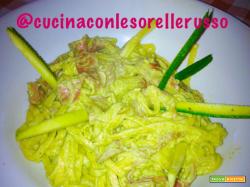 Tagliolini con crema di zucchine e speck