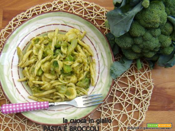 Maritati broccoli e alici