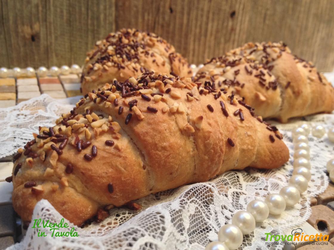 Croissant Vegani Sfogliati A Modo Mio Ricetta Trovaricetta Com