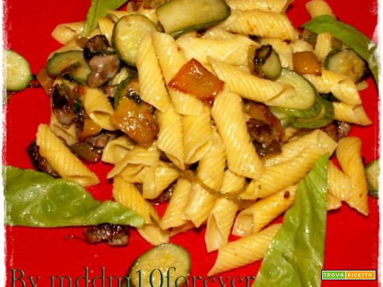 GARGANELLI CON LATTUGA E PEPERONI