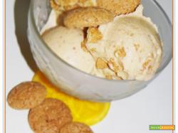 GELATO AGLI AMARETTI