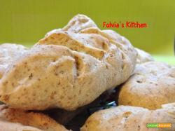 Panini integrali fatti con la Macchina per il pane