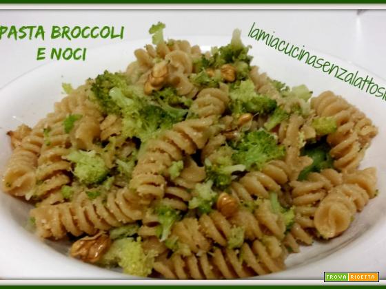 Pasta broccoli e noci