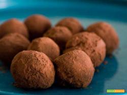 Tartufi al cioccolato e cacao truffle