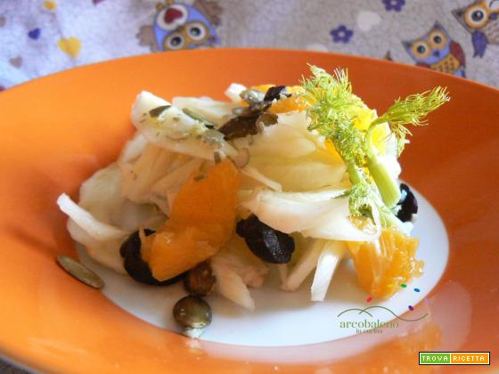 Insalatina  di Finocchio, tocchettini di arancia, olive nere e semi di Zucca