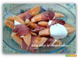 Cucumis melo, prosciutto e mozzarella