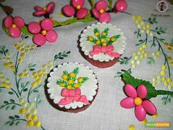 Cupcake con mimose per la festa della donna