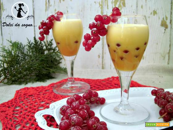 Zabaione con ribes rossi