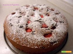 Torta yogurt e fragole