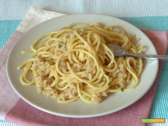 Spaghetti con polpa di granchio