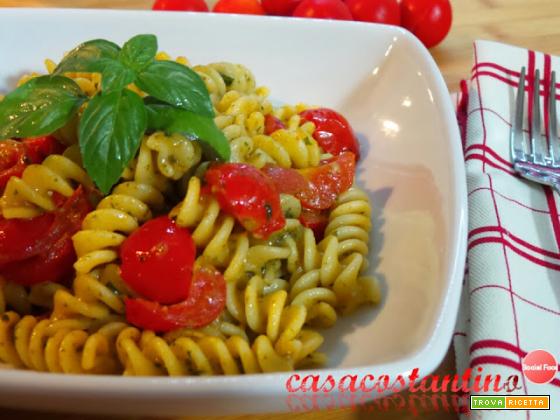 Fusilli pesto e pomodorini