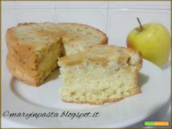 Pan di spagna (ricetta di Iginio Massari) con mele