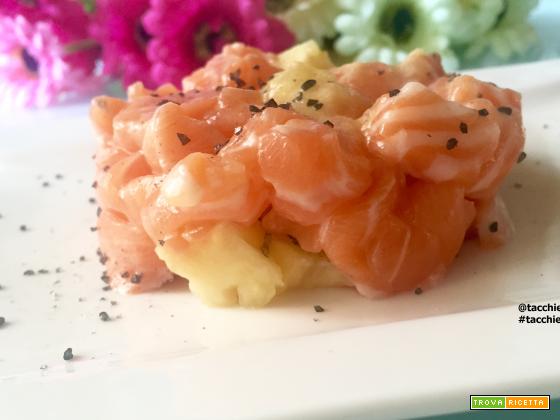 TARTARE DI SALMONE ALL’ANANAS