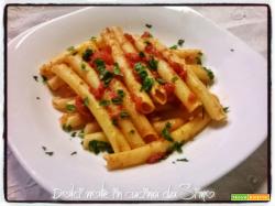 Ziti al sugo