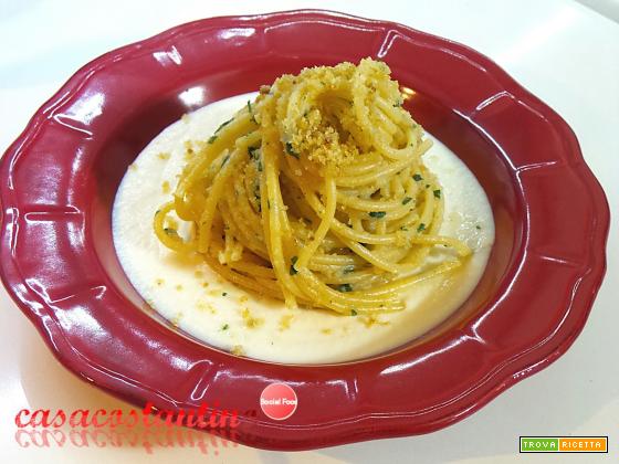 Spaghetti aglio olio e peperoncino rivisitati