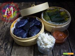 Pacchetti di foglie aromatici con salsa agrodolce e riso al cocco