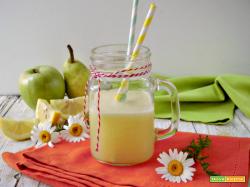 Succo detox con limone mela e pera