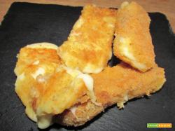 Bastoncini di formaggio fritto