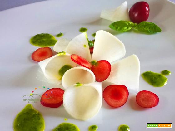 Insalatina di Rapa bianca con ciliegie ed emulsione di basilico