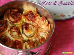 Rose di zucchine in pasta sfoglia con mozzarella e prosciutto