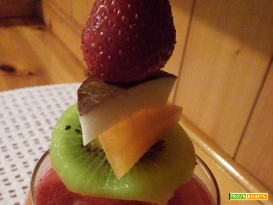 Cocktail di succo di anguria e frutta (mangia&bevi)