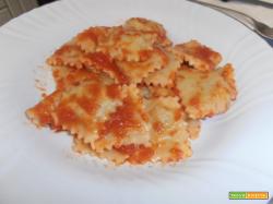 Ravioli di carciofi e ricotta