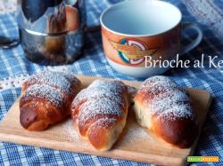 Brioche al kefir con farcitura di cioccolato fondente