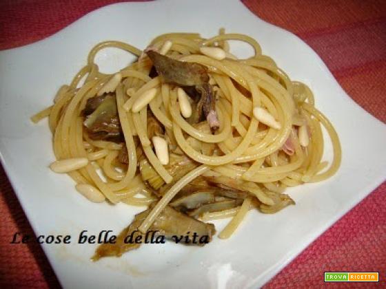 Spaghetti con carciofi prosciutto e pinoli