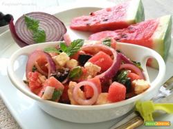 Feta salad con anguria olive nere e menta
