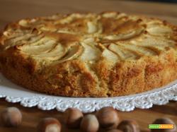 Torta di mele e nocciole